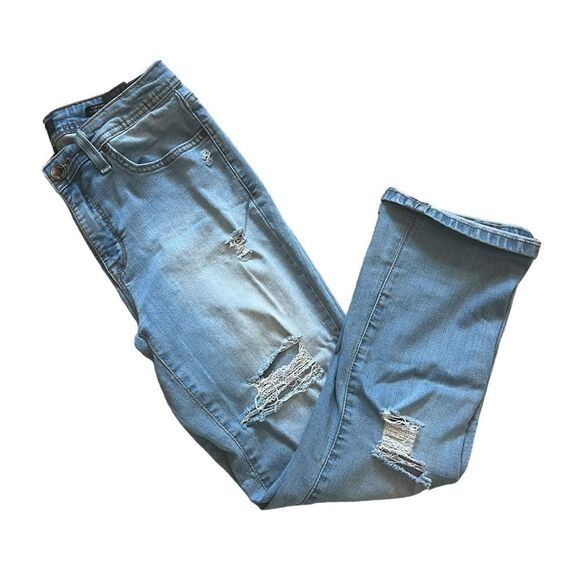 NINE WEST Taylored Cuff Capri Light Wash Distressed Stretch Cropped Denim Jean 4 - Picture 1 of 13